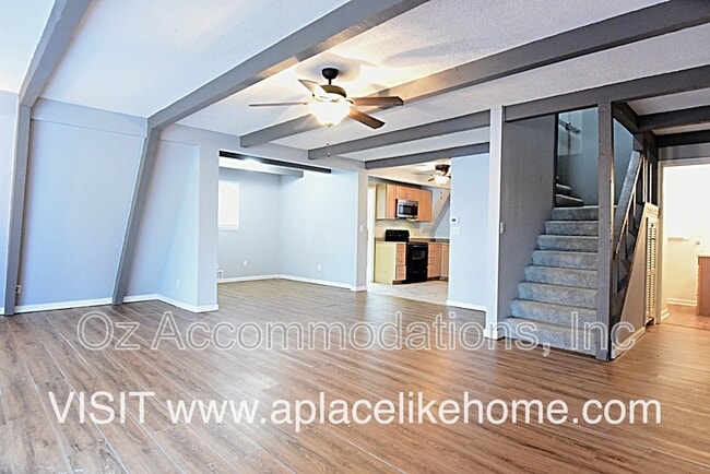 Building Photo - 5402 NW Venetian Dr