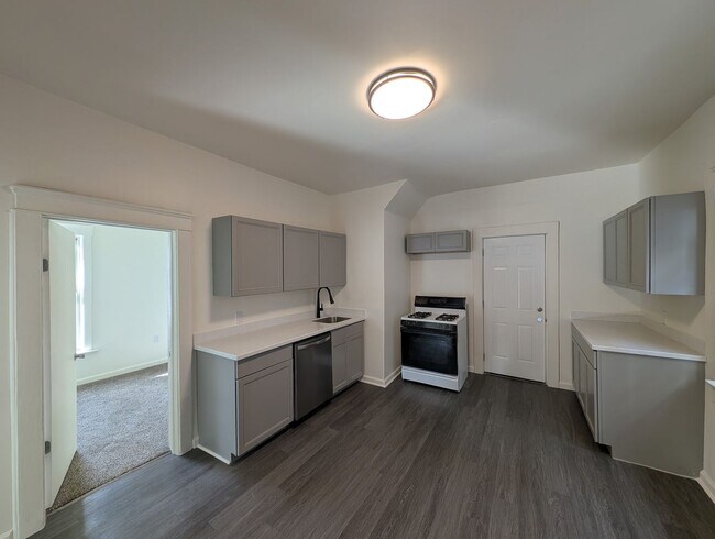 Foto del edificio - 502 E 2nd St