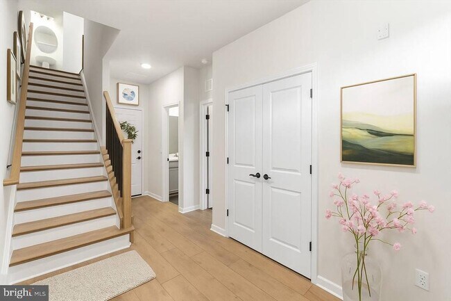 Foto del edificio - 4 Barton Ave