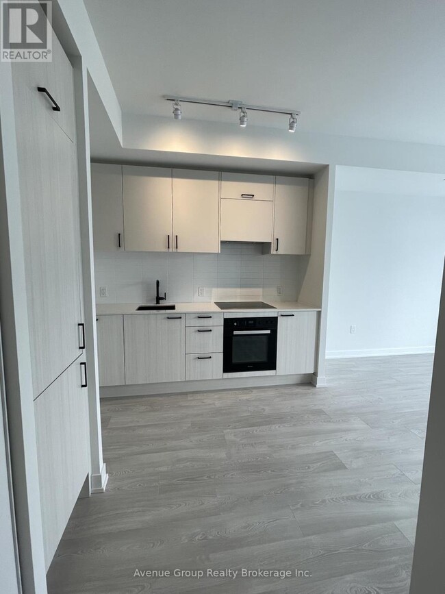 Building Photo - 1 Quarrington Lane