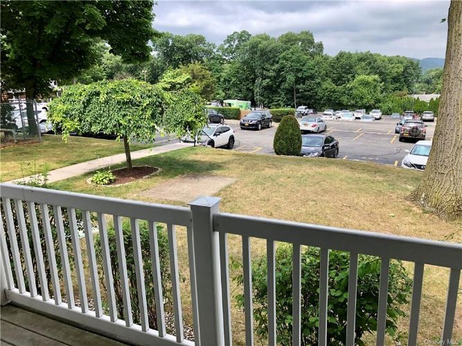 83 Doxbury Ln, Suffern, NY 10901 Condo for Rent in Suffern, NY