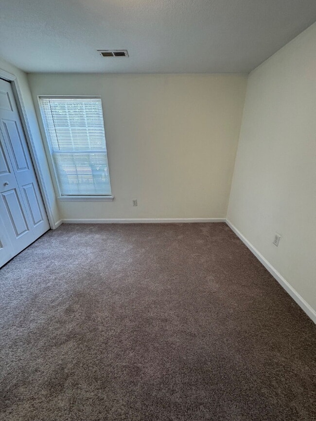 Building Photo - 1416 Highland Ave