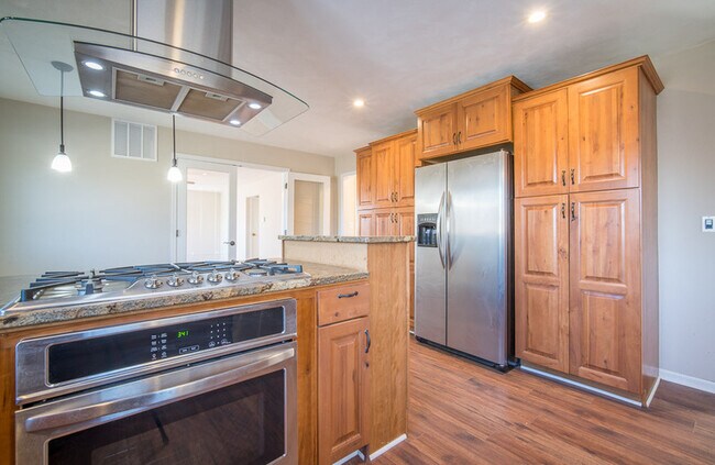 Foto del edificio - 5306 Madison St