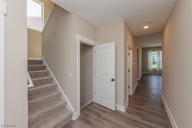 Building Photo - 36458 Appian Wy