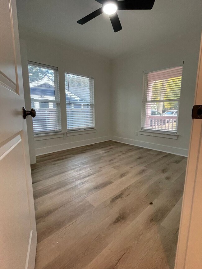 Foto del edificio - NLRP Approved Property