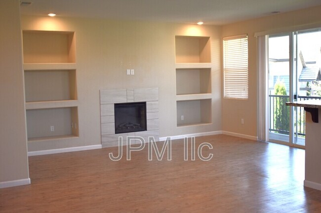 Building Photo - 4766 Bougainvillea Circle