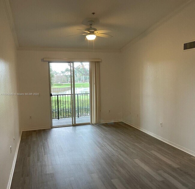 Building Photo - 15055 Michelangelo Blvd