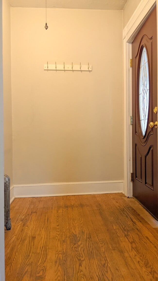 Building Photo - 6 Prospect St