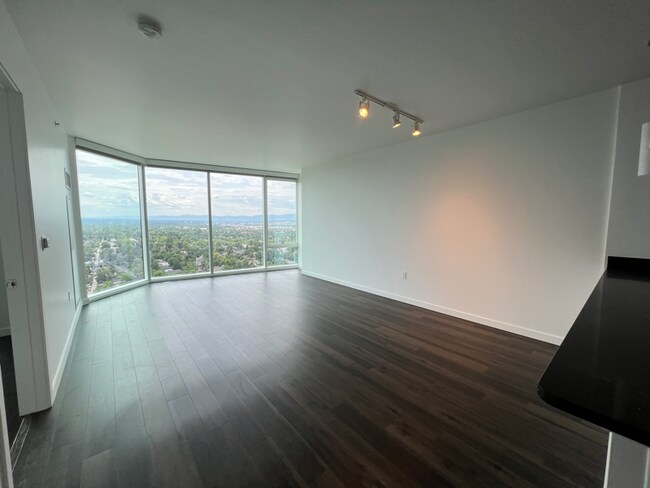 Foto del edificio - 1101 E Bayaud Ave