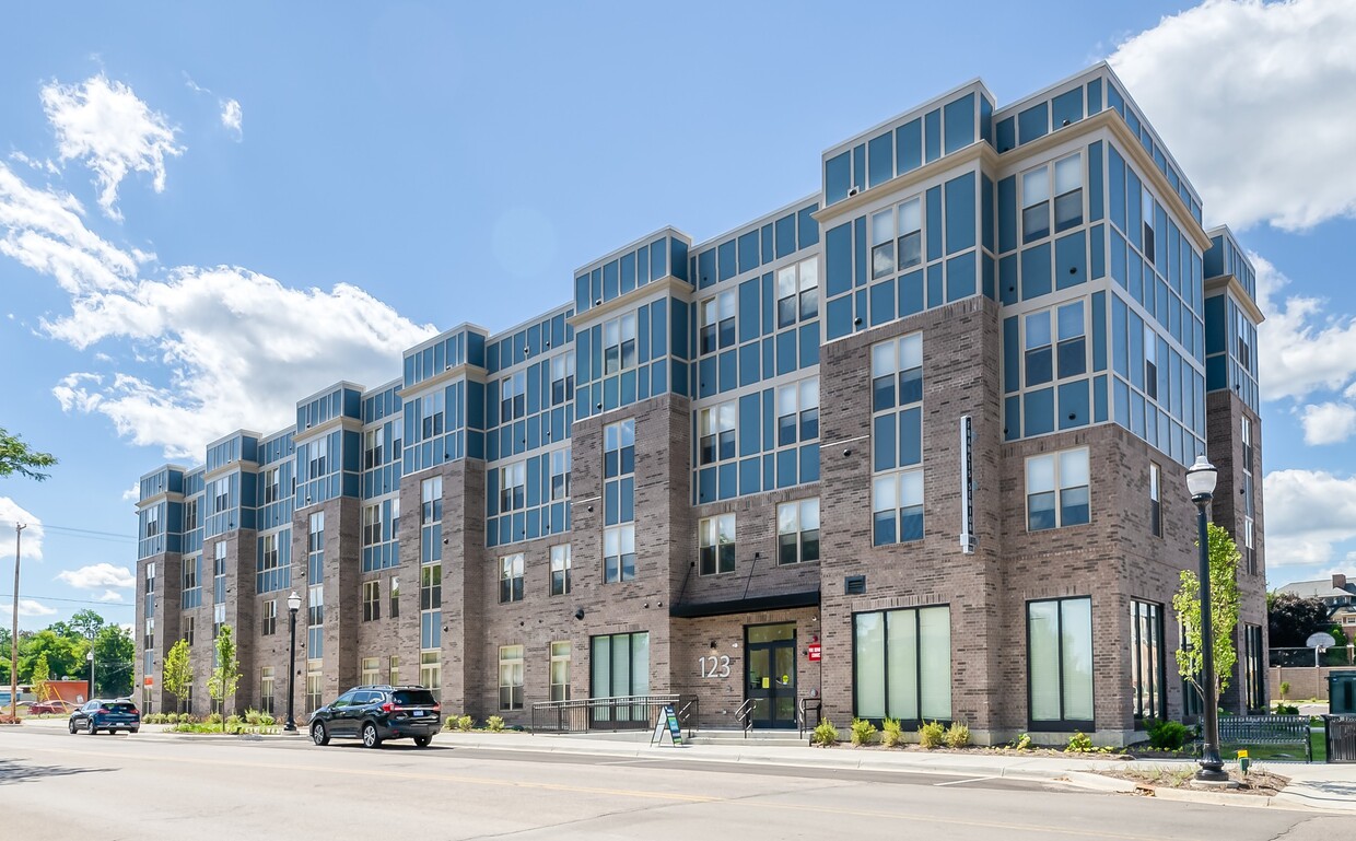 Primary Photo - Francis Senior Lofts