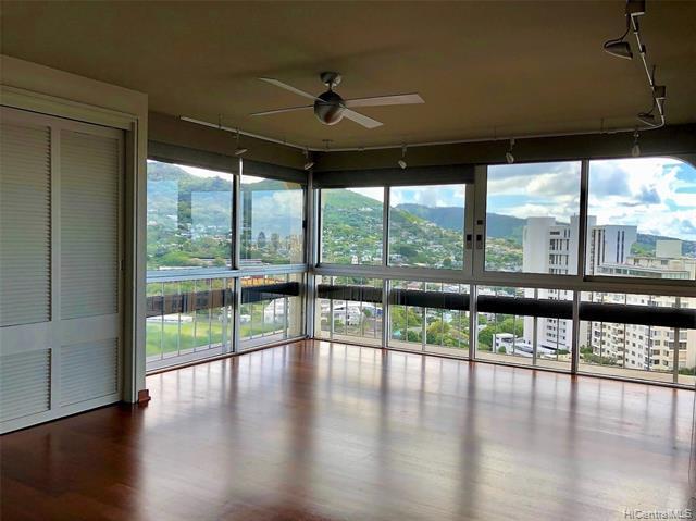 Foto del edificio - 1022 Prospect St