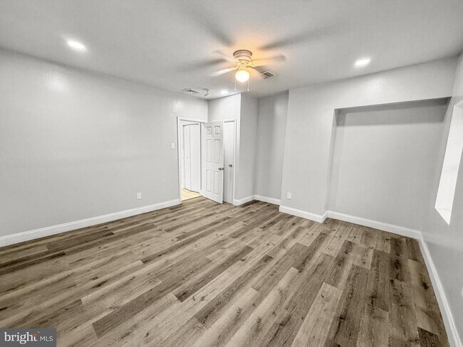 Foto del edificio - 5341 Market St