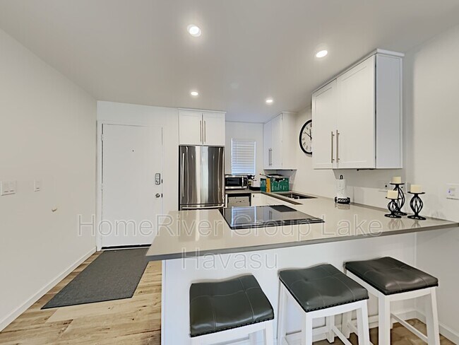 Foto del edificio - 276 N Lake Havasu Ave