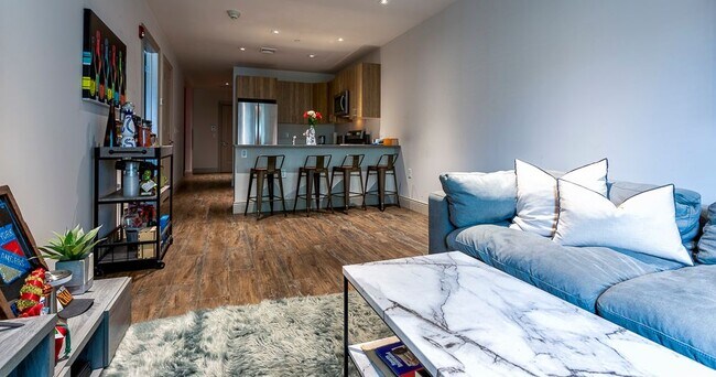 Foto del edificio - 1 EMain St- Downtown Bay Shore