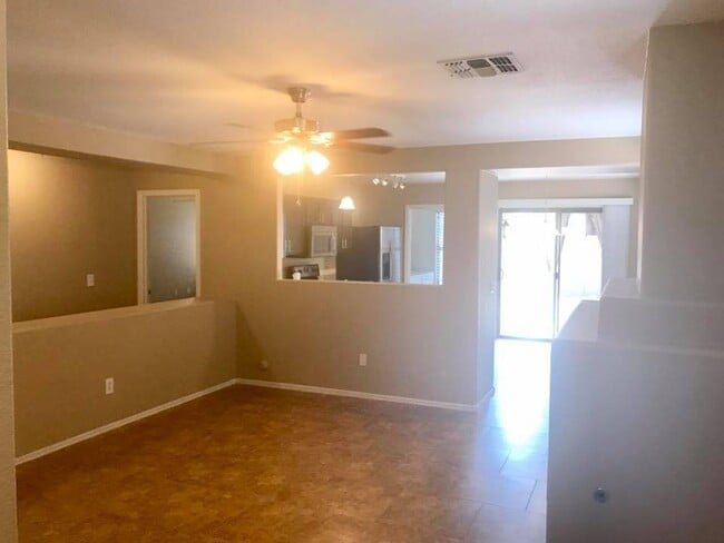 Building Photo - 3-bedroom, 2-bath on oversized lot