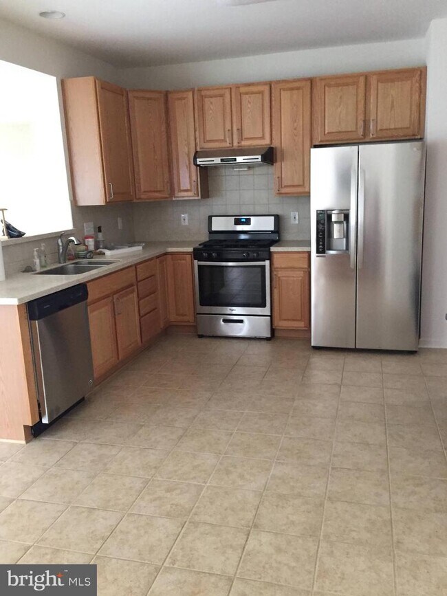Building Photo - 1749 Allerford Dr