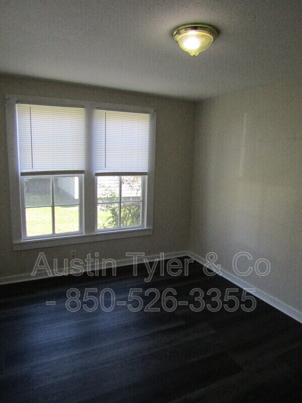Building Photo - 4254 Kelson Ave