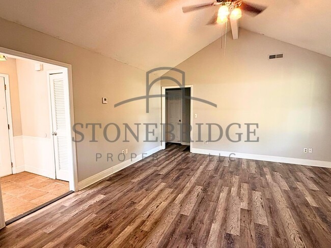 Foto del edificio - 3 bed, 2 bath home in Helena