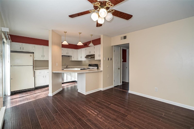 Foto del edificio - 10138 Sakura Dr