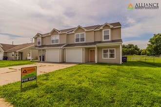 Building Photo - 502 Brookmont Dr