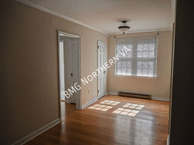 Foto del edificio - 3403 Commonwealth Ave