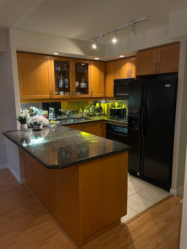 Photo du bâtiment - 140 Simcoe St