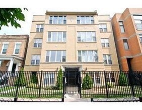 Building Photo - 3046 W Franklin Blvd