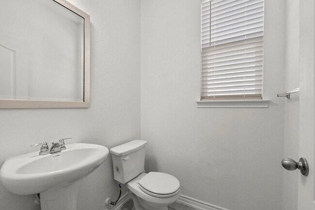 Foto del edificio - 3420 Taurus Sky