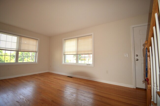 Foto del edificio - 173 Saybrook Rd