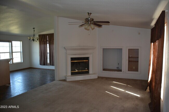 Building Photo - 23118 E Munoz St