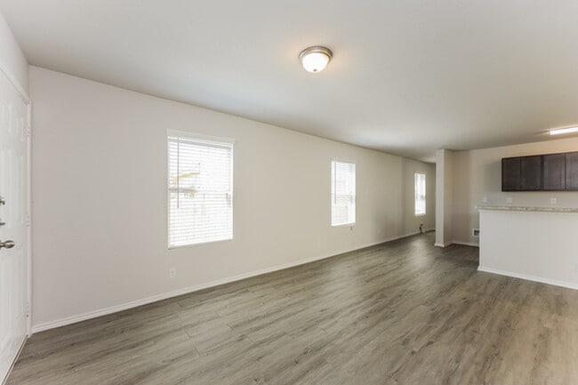 Building Photo - 5027 Blue Ranch
