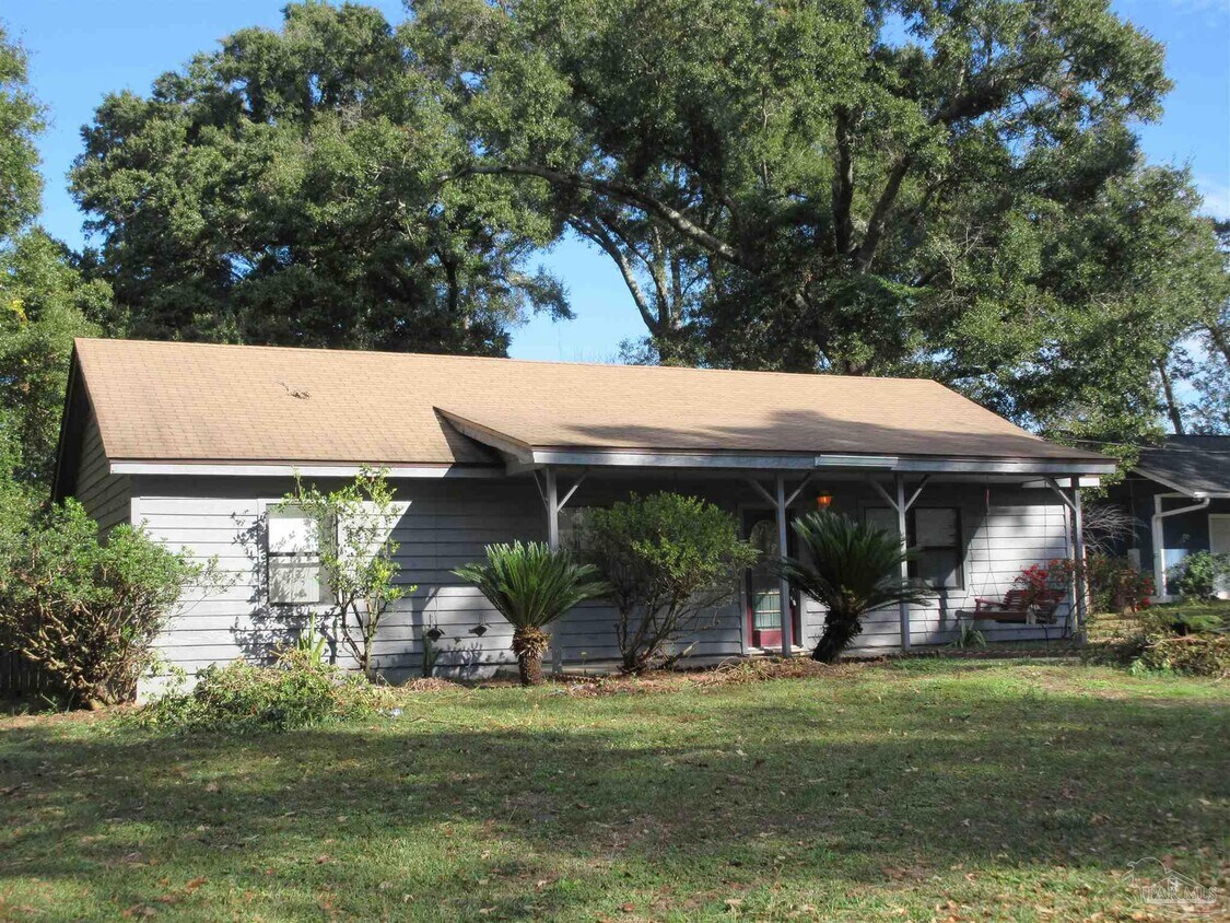 Primary Photo - 4264 Wellington Dr