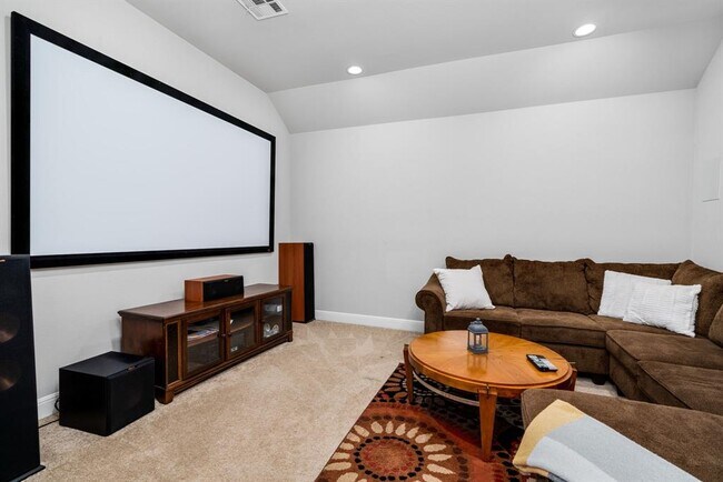 Building Photo - 4613 Gallego Cir