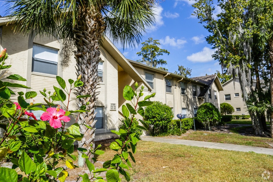 The Groves Rentals Port Orange, FL