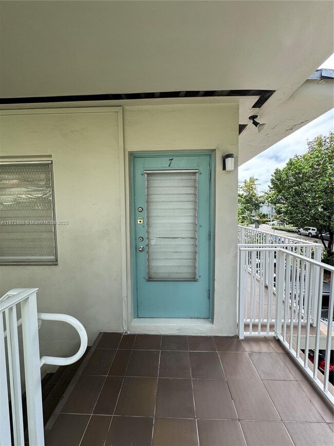 Foto del edificio - 921 Meridian Ave