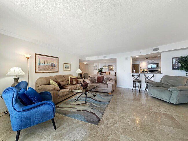 Building Photo - 3000 N Ocean Dr