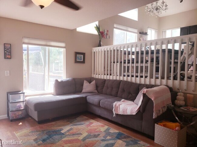 Foto del edificio - 4 br, 3 bath House - 5280 Wangaratta Way