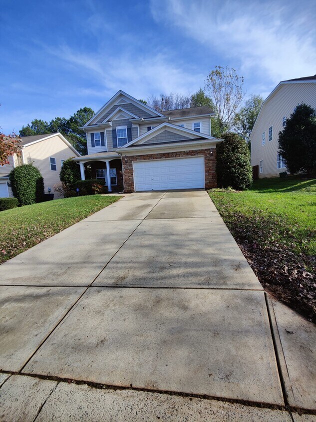 Primary Photo - 221 Lylic Woods Dr