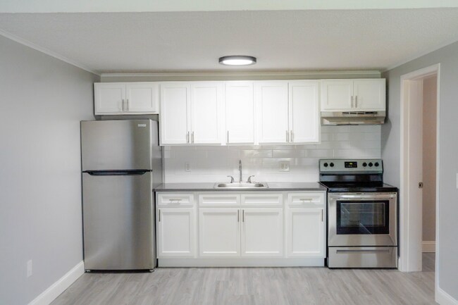 Foto del edificio - 1927-A Sanford Cir