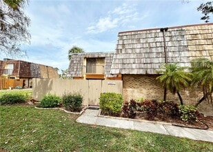 Building Photo - 1607 Park Meadows Dr