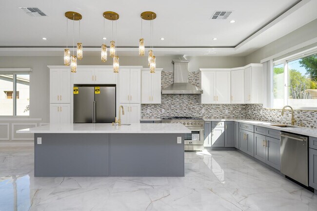 Foto del edificio - 6729 N 13th St