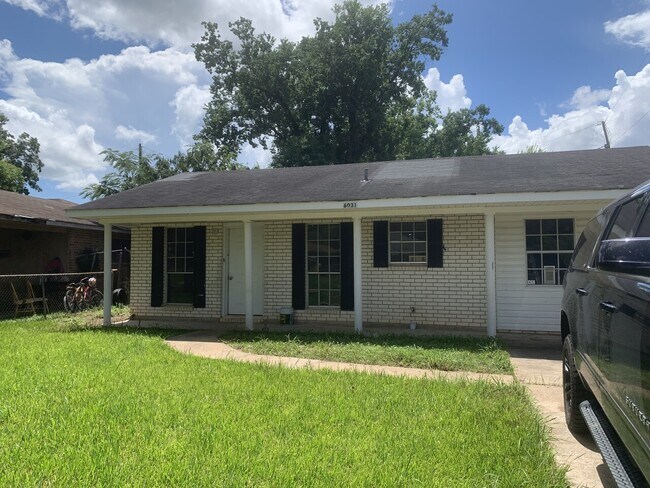 Building Photo - 6031 Cavan Cir