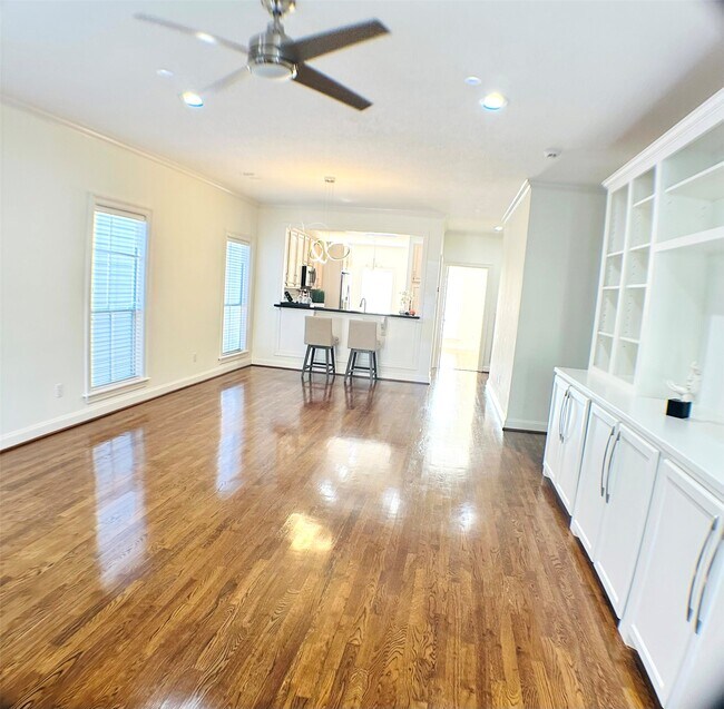 Foto del edificio - 913 Birdsall St