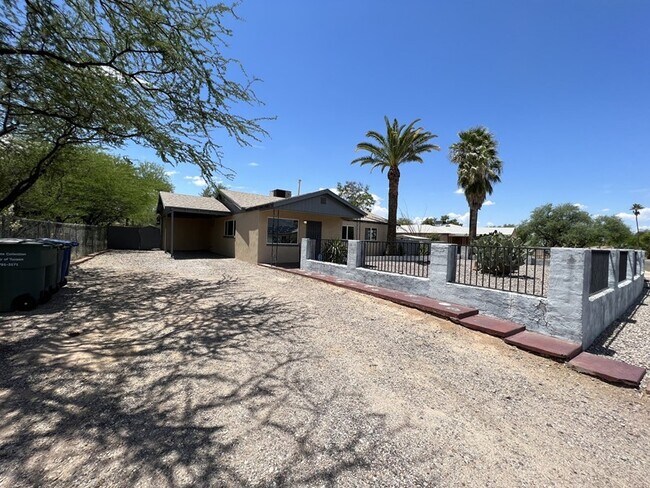 Building Photo - Move-In Ready Rental!