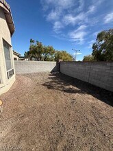Building Photo - 10717 Refectory Ave