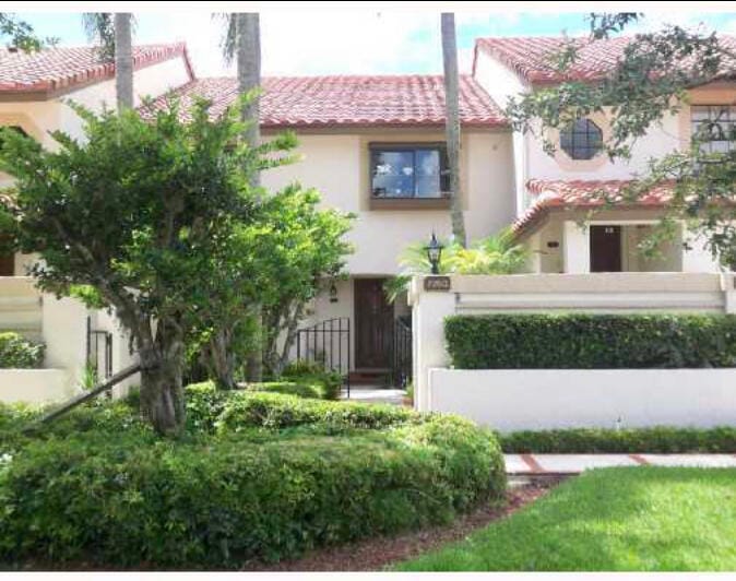 Primary Photo - 7762 La Mirada Dr