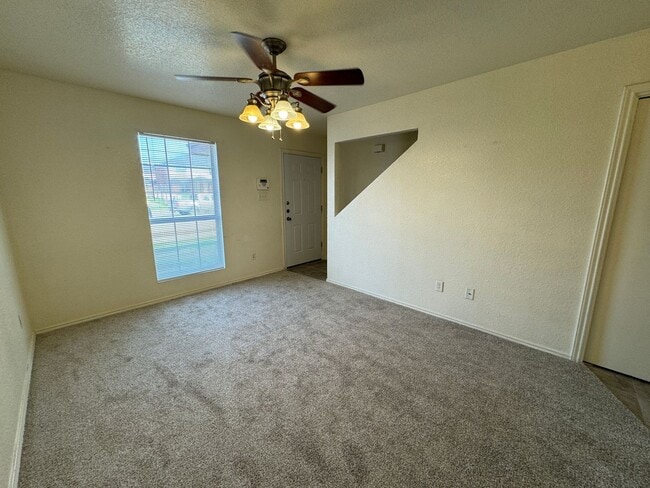 Building Photo - 4407 Jeff Scott Dr