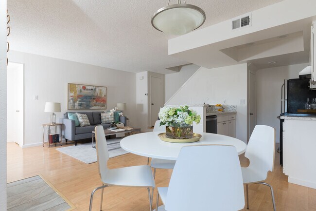 Living Room to Stairway - 811 Villa Ln