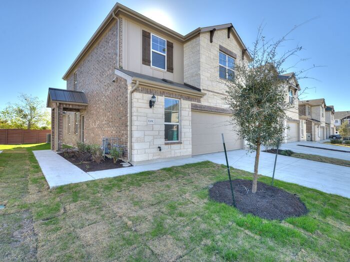 Beautiful New Spacious Townhome in a Great... House for Rent in