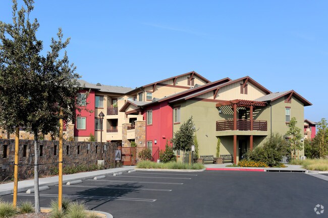 Solaira at Pavilion Park Apartments Irvine, CA